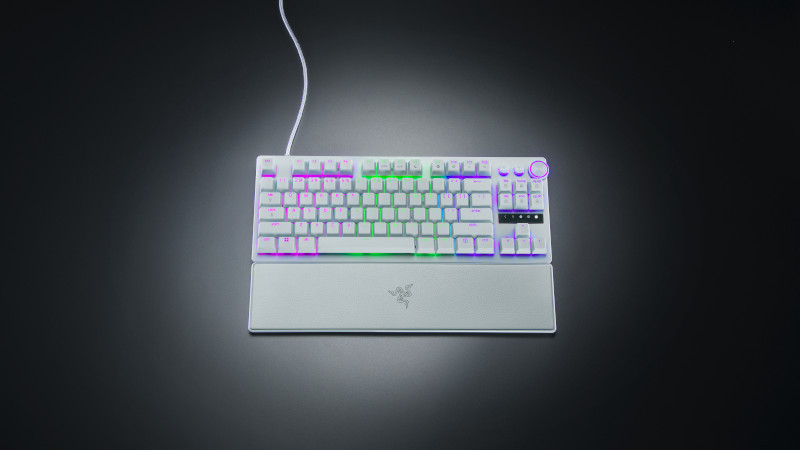 Razer、「Huntsman V3 Pro Tenkeyless」など複数製品のホワイトエディション - PC Watch