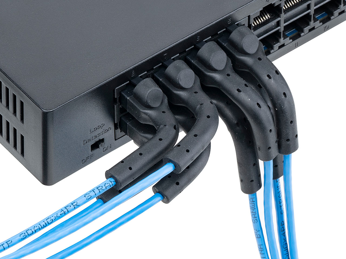 サンワサプライ、ケーブルの根元を曲げて固定できるLANケーブル - PC Watch