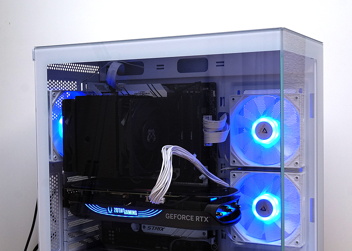 高性能ゲーミングPC 自作 / RTX4070Ti / i7第13世代 Image1.jpg