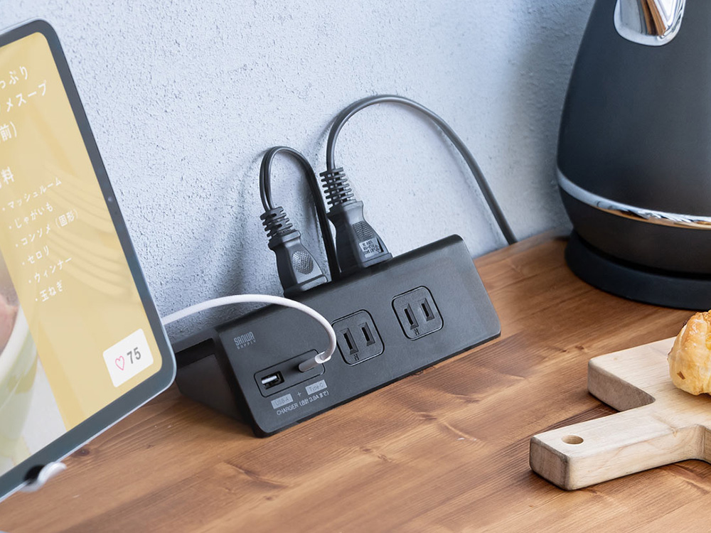 サンワサプライ、クランプ固定式のUSBポート付き電源タップ - PC Watch