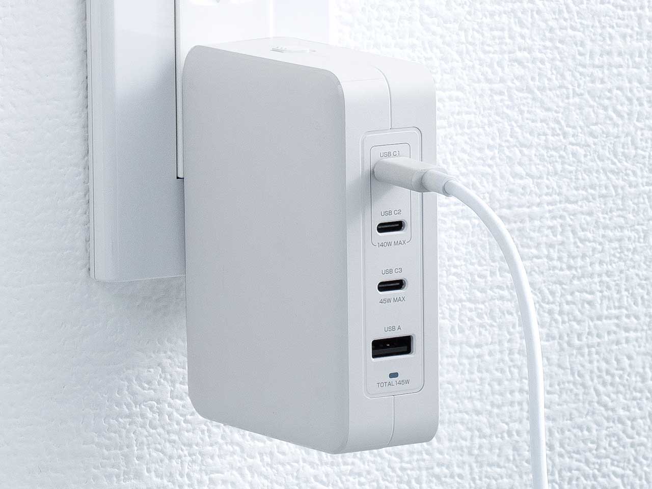 1ポート140Wも出せるUSB PD充電器。ノートPCを複数充電可能 - PC Watch