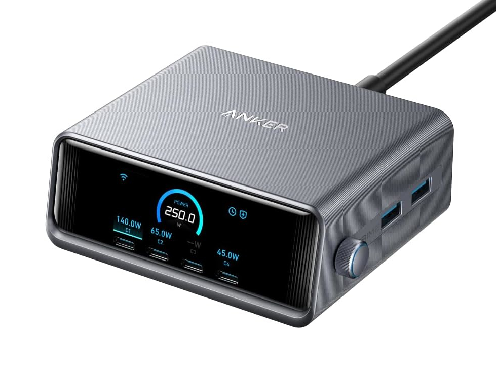 本日みつけたお買い得品】合計250W出力可能なAnker製USB充電器が3千円