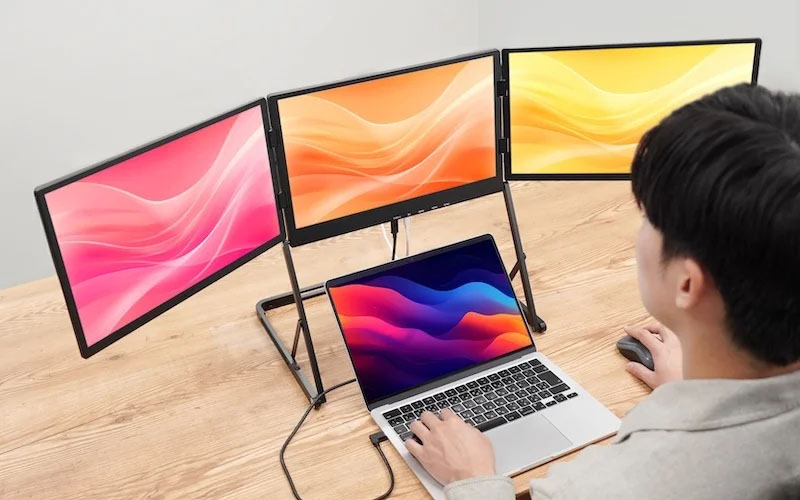 サンコー、15.6型フルHDを3画面拡張できるモニター