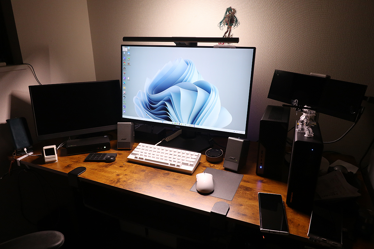 【やじうまミニレビュー】なにこれ最高、最強。「ScreenBar Halo 2」で照明の進化を体感した