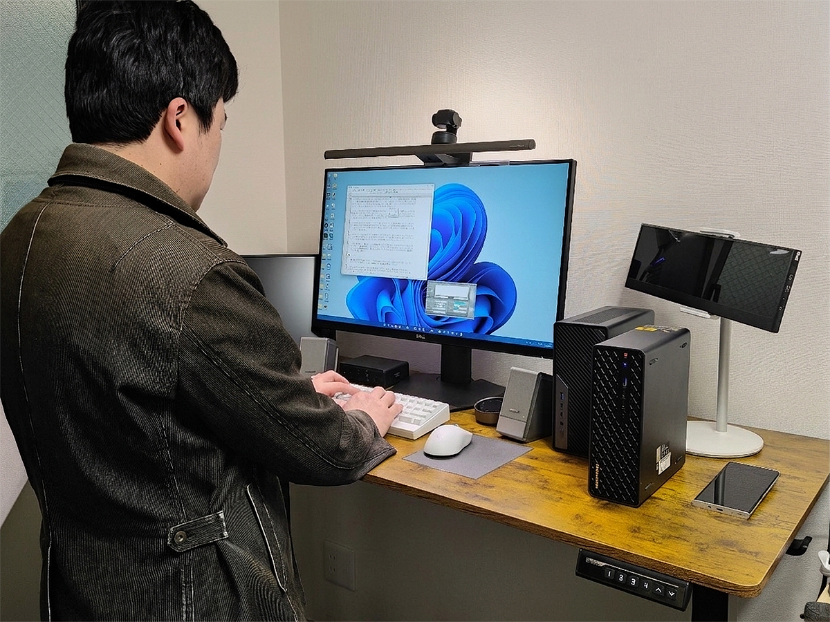特集】1万円台から始める電動昇降デスク6選。定番から格安まで徹底比較