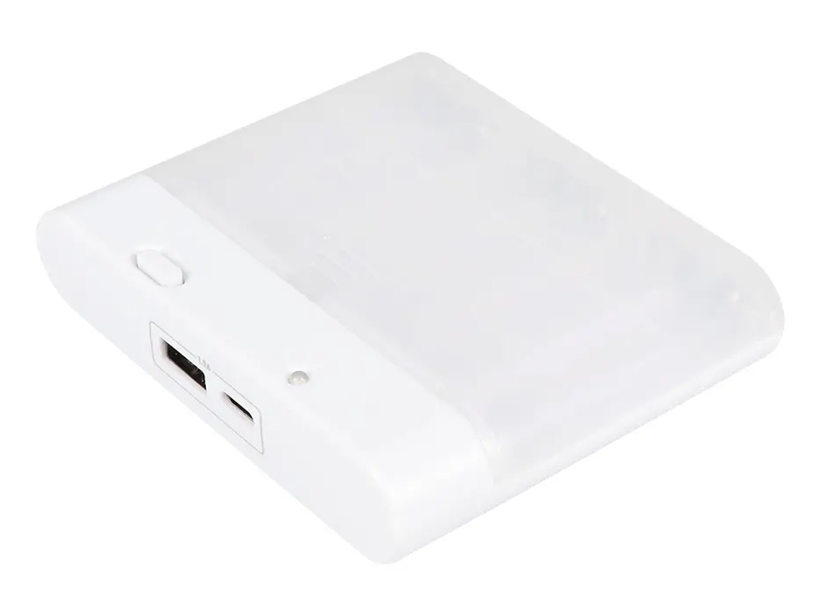 オウルテック、単3形電池6本でUSB出力できる非常用モバイルバッテリ