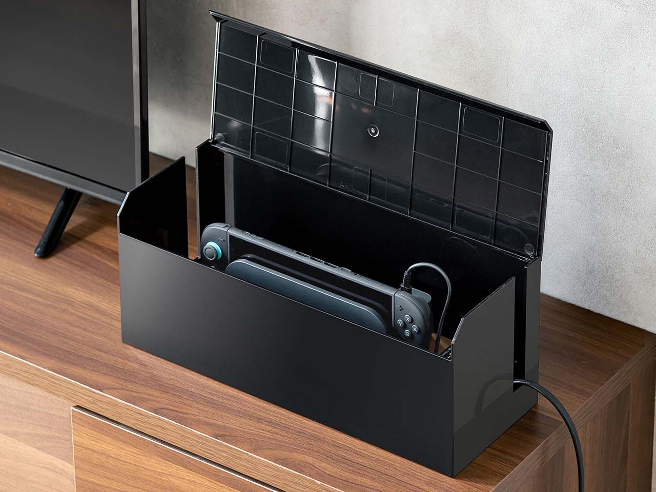 サンワサプライ、Nintendo Switch 2が入るケーブル収納ボックス