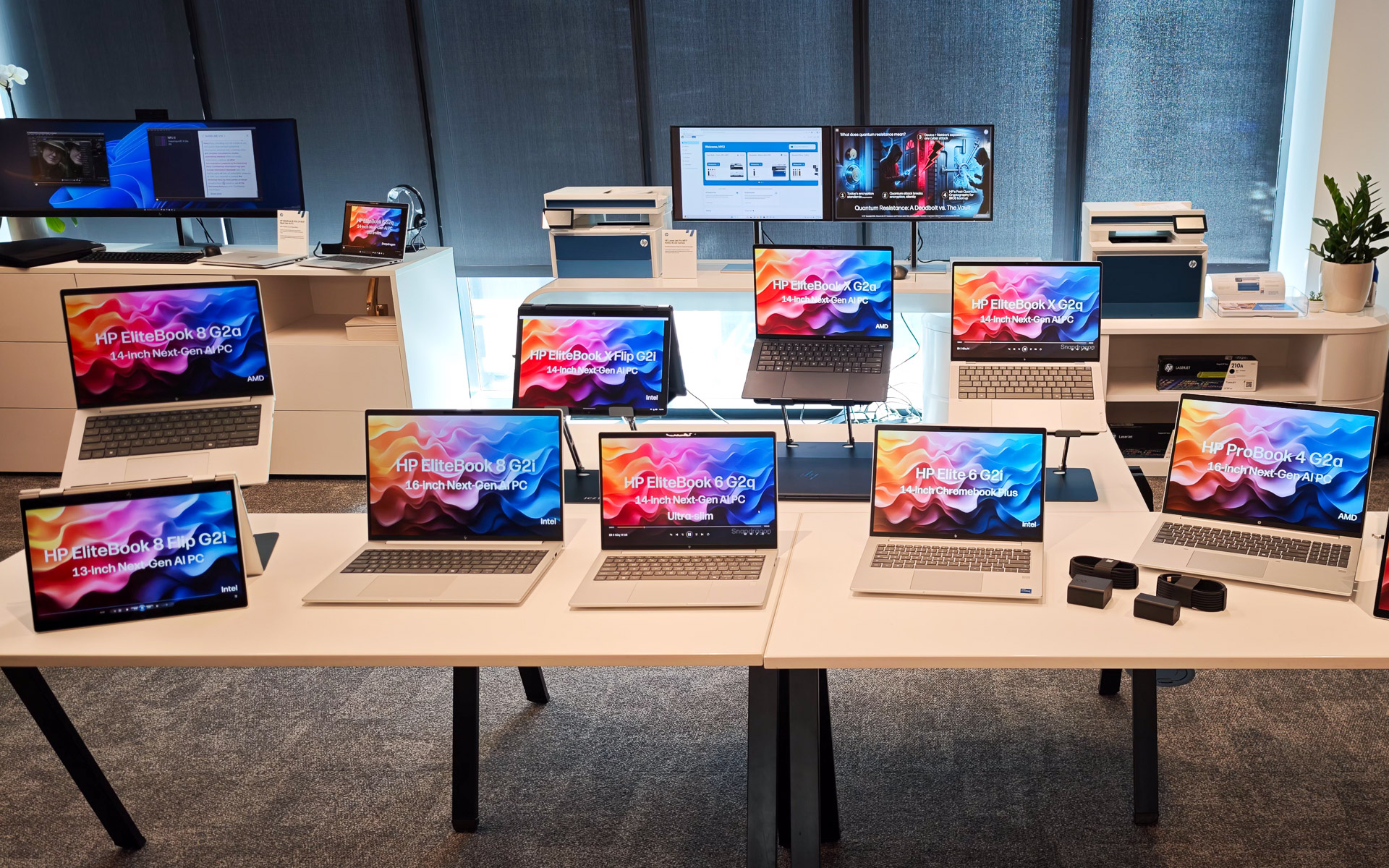 HPがオンデバイスAIエージェント「HP IQ」を発表、2030年には推論の半数がローカルに