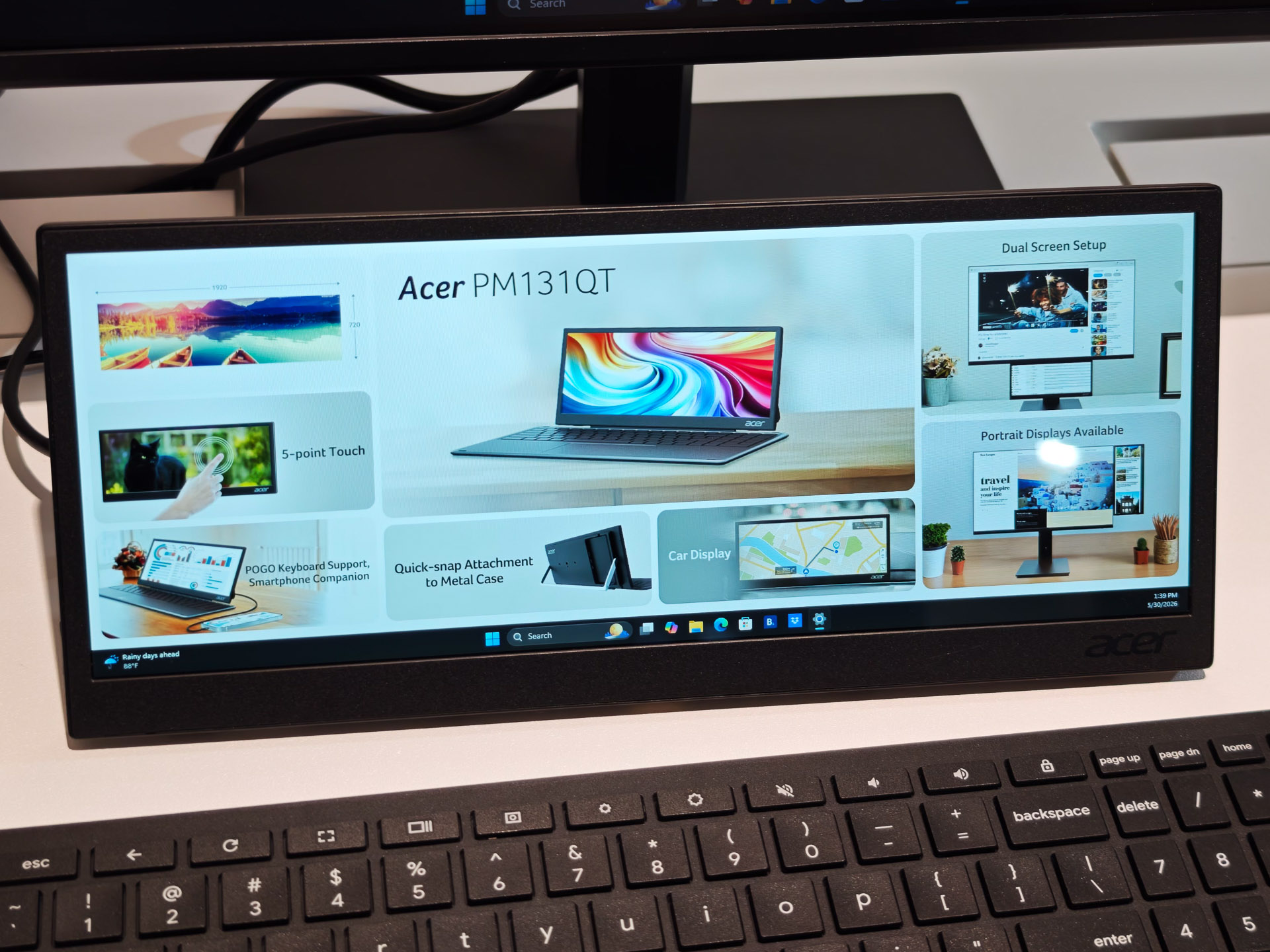 メイン画面の下に置ける、Acer横長12.3型補助モニター「PM131QT」