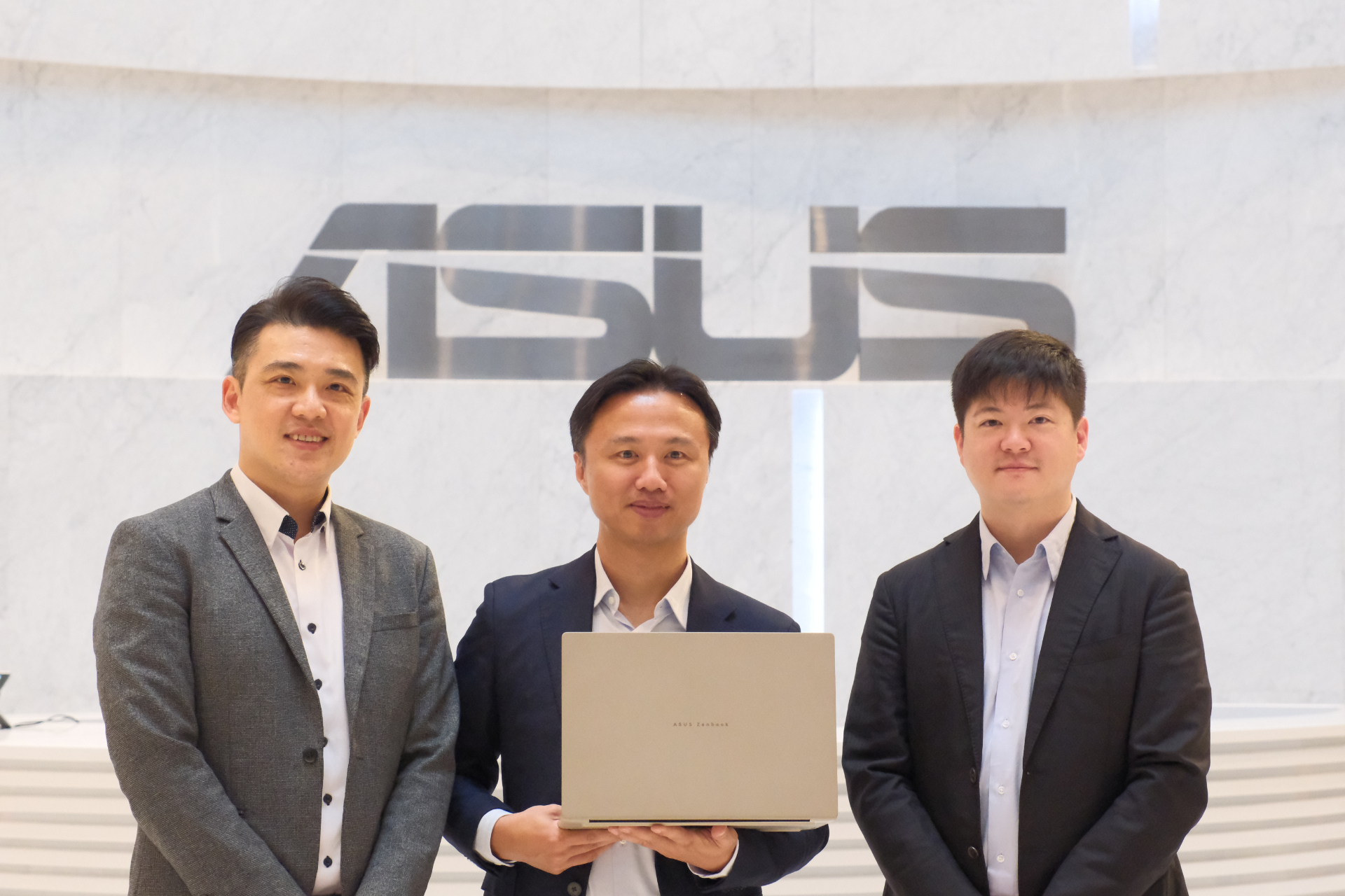 ハンドヘルドや部材高騰、MacBook Neo対策にAI開発まで、ASUSの今を幹部陣に聞いた
