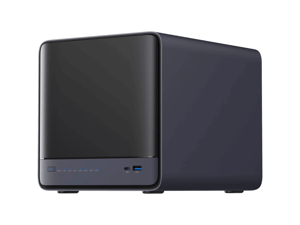 MINISFORUM、最大200TBも可能なRyzen AI Max搭載NASキット