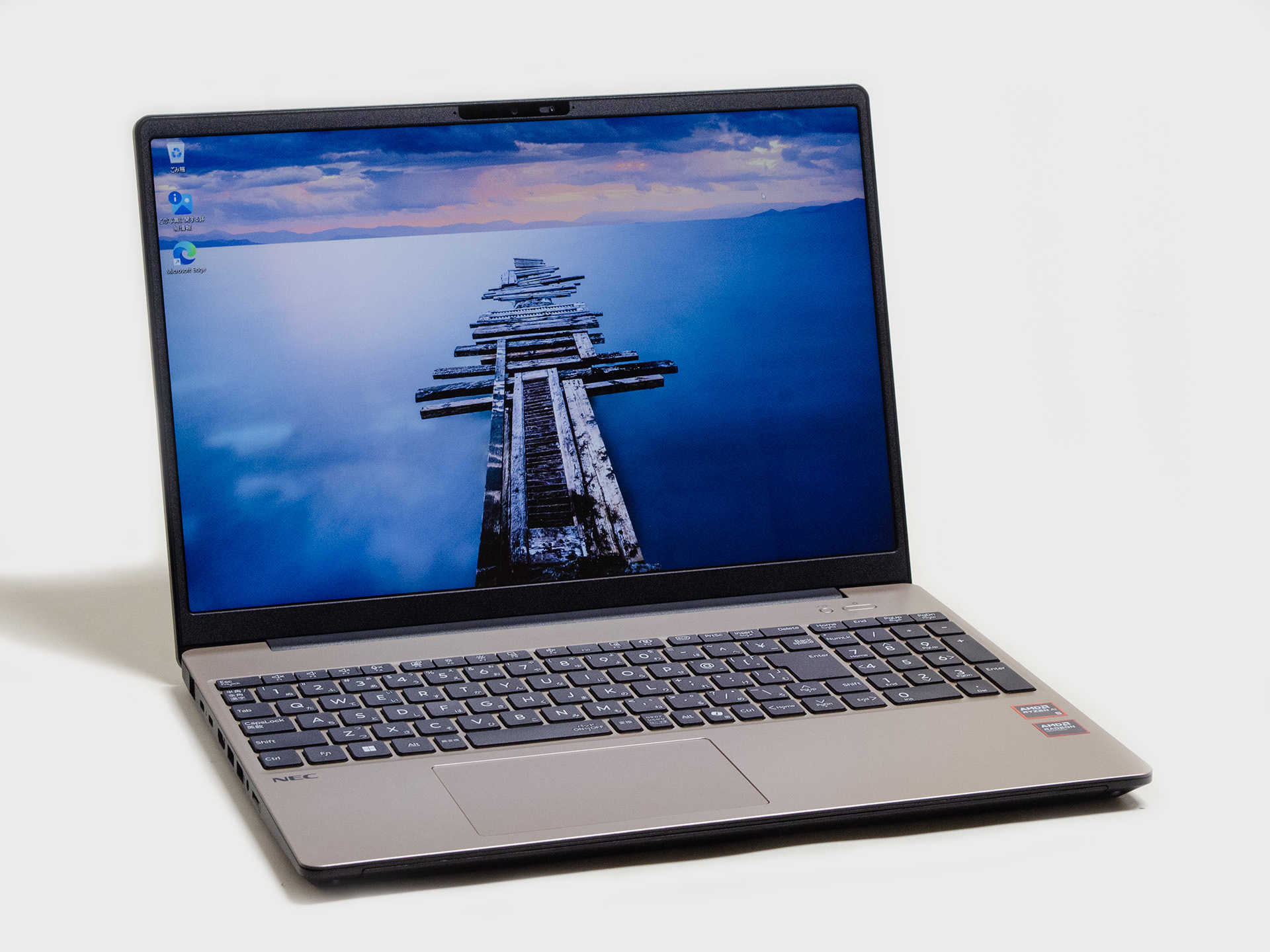 西川和久の不定期コラム】PC高いなら長く使え！バッテリもSSDも自分で